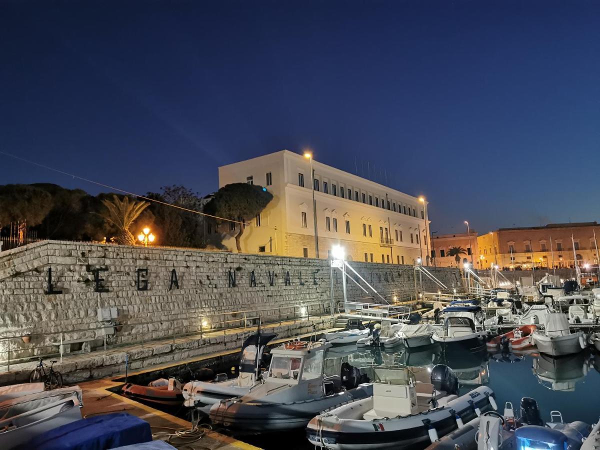 La Finestra Sul Porto Apartment Trani Ngoại thất bức ảnh