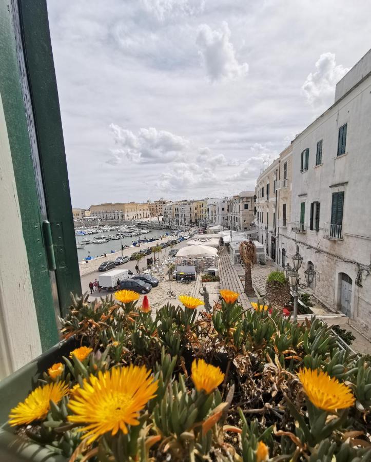 La Finestra Sul Porto Apartment Trani Ngoại thất bức ảnh