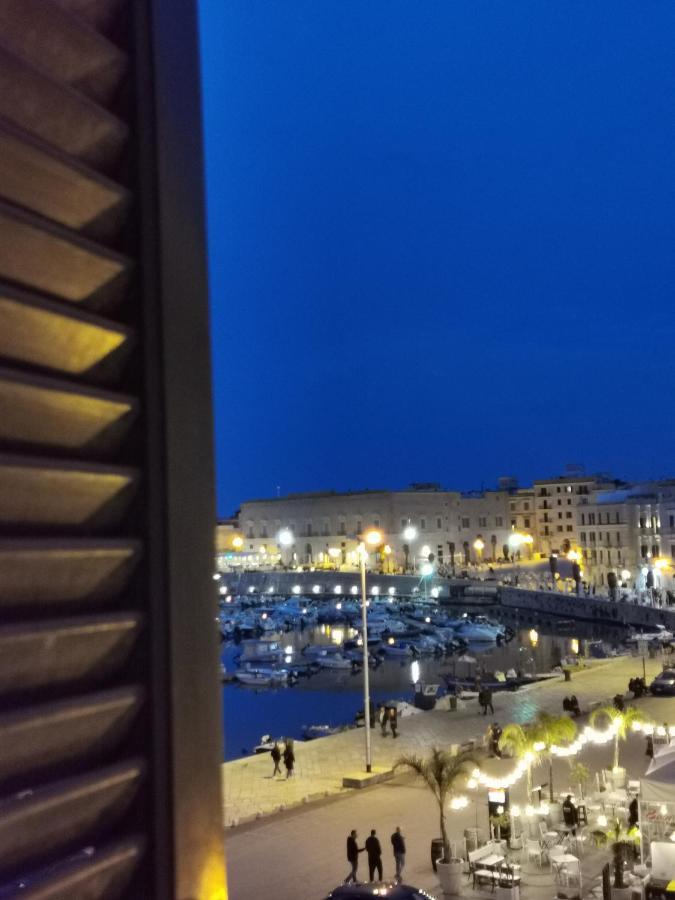 La Finestra Sul Porto Apartment Trani Ngoại thất bức ảnh