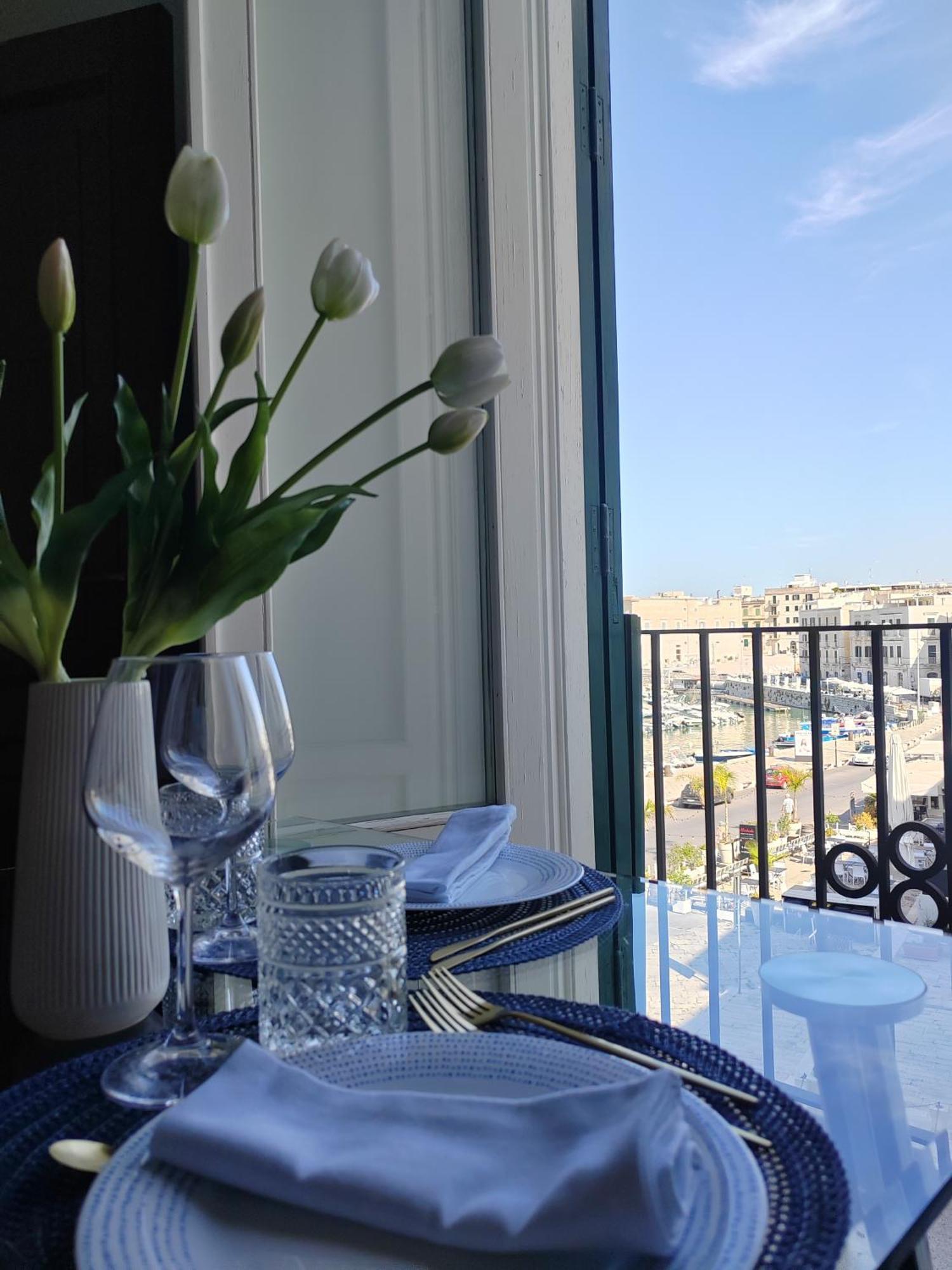 La Finestra Sul Porto Apartment Trani Ngoại thất bức ảnh